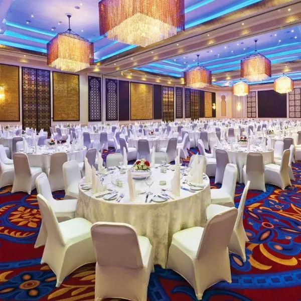 InterContinental Doha Beach & Spa by IHG, hotel in Doha