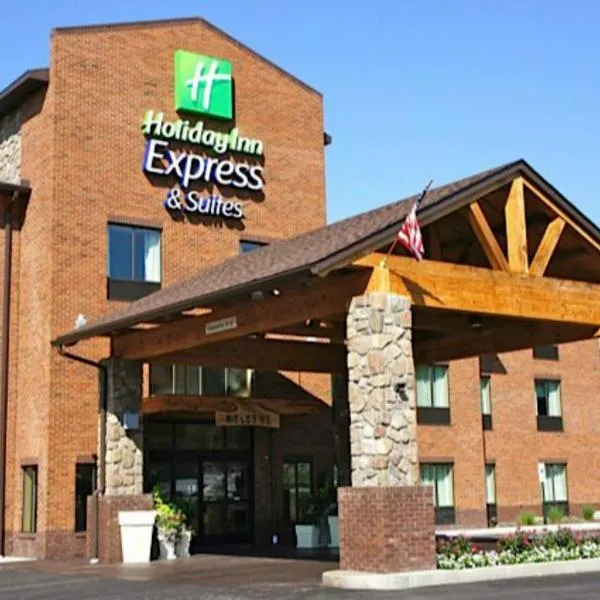 Holiday Inn Express & Suites Donegal, an IHG Hotel, hotel v destinácii Scottdale