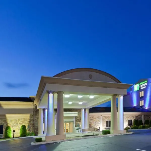 Holiday Inn Express Hotel & Suites Christiansburg, an IHG Hotel, hotel en Christiansburg