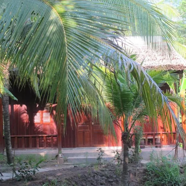 Homestay Xóm Dừa Nước, hotel di Ben Tre