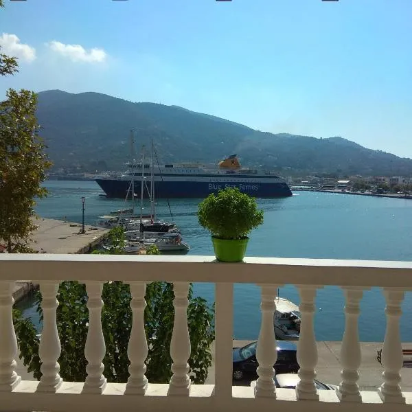Almyra View House, hotel i Skopelos
