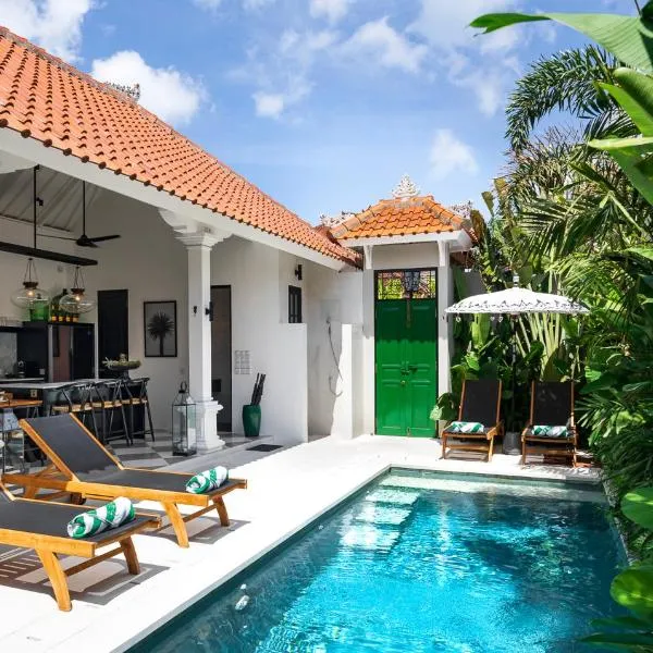 Villa Nago Walk to Seminyak Best Spots, hotell Seminyakis