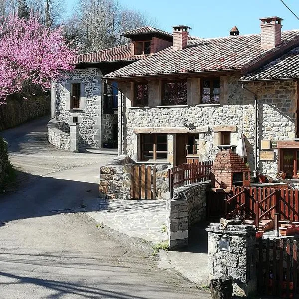 Corte del Rondiellu 2, hotel en Onís