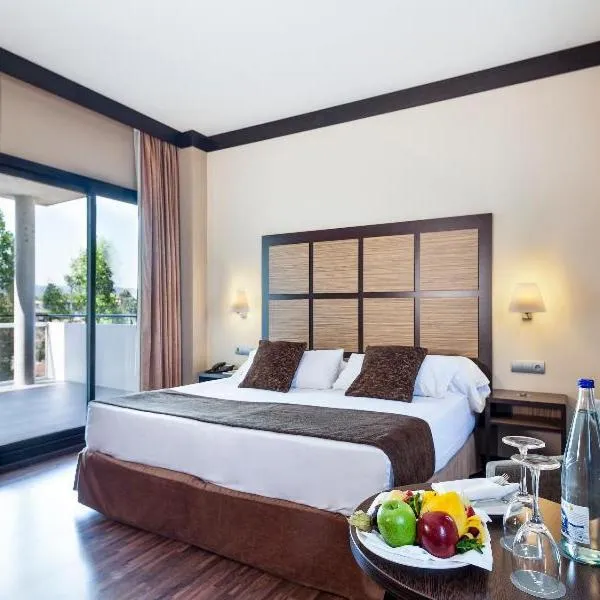 Aparthotel Attica 21 Vallés、サバデイのホテル