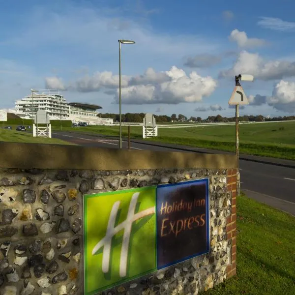 Holiday Inn Express London - Epsom Downs by IHG, hotel en Epsom