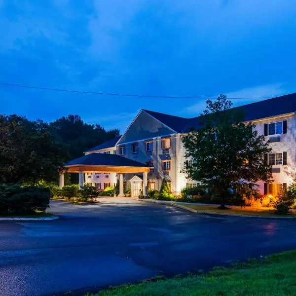 Best Western Plus Berkshire Hills Inn & Suites, hotel di Richmond
