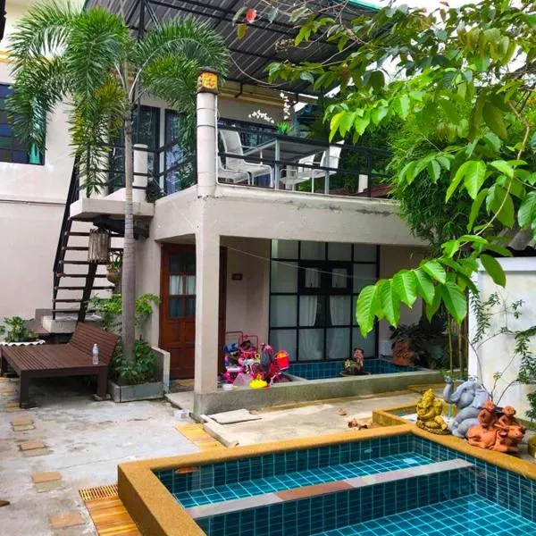 Lanta Complex, hotel en Koh Lanta