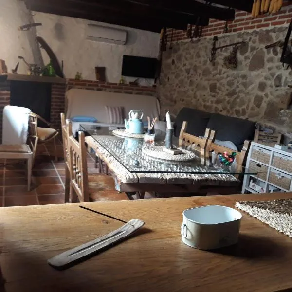 Casa La Almazara, hotel v destinaci La Parra