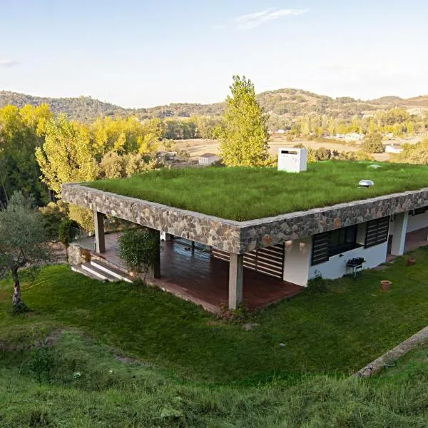 Vivienda Rural Olivar del Chanza, hotel in Cortegana