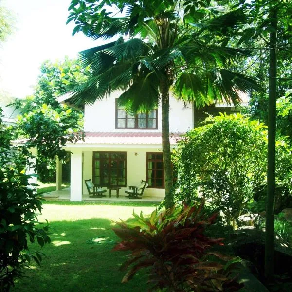 La Rocaille, hotel v destinaci Baie Lazare Mahé