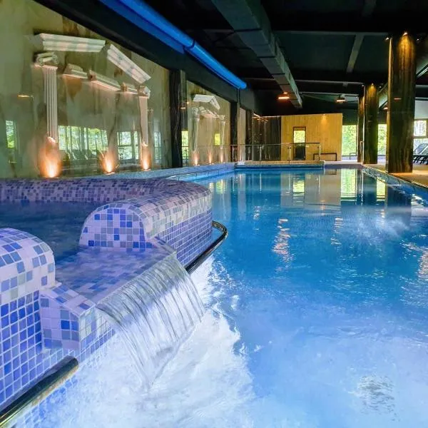 Hotel Posada Vidraru, хотел в Căpăţîneni-Ungureni
