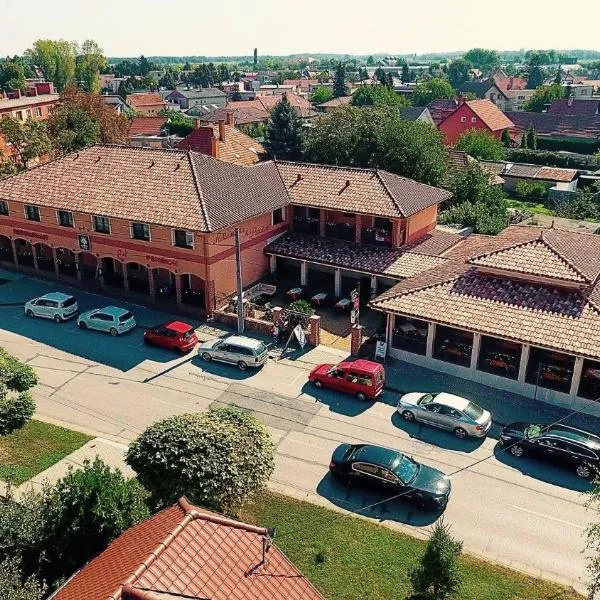 Corvin Pension and Restaurant, hotel v Veľkém Mederu