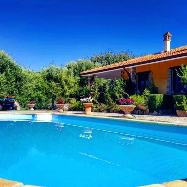 Casa vacanza centro Sardegna, hotel v destinaci Sorgono