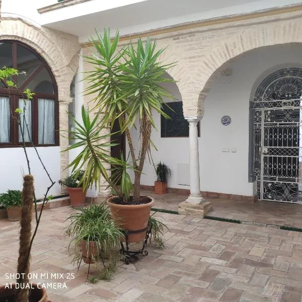 Casa en la Juderia, ξενοδοχείο σε Καρμόνα