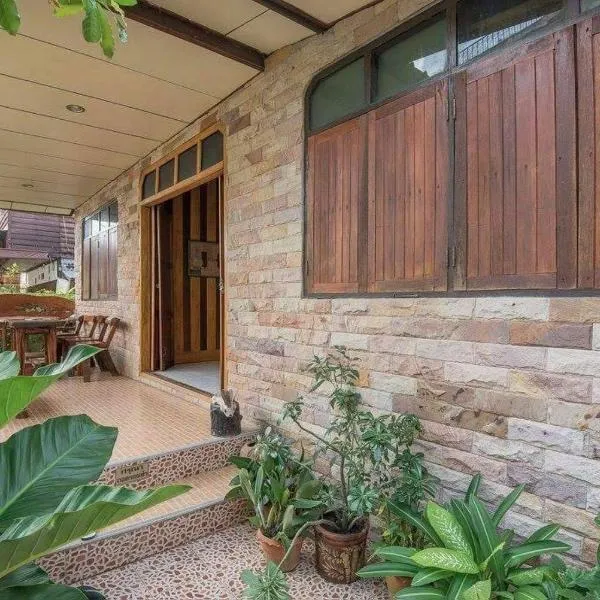 บ้านศรีสมบูรณ์ เชียงคาน, hotel in Chiang Khan