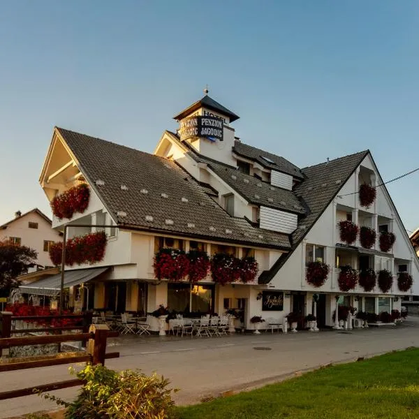 Jagodic Garni Hotel, hotel a Cerklje na Gorenjskem