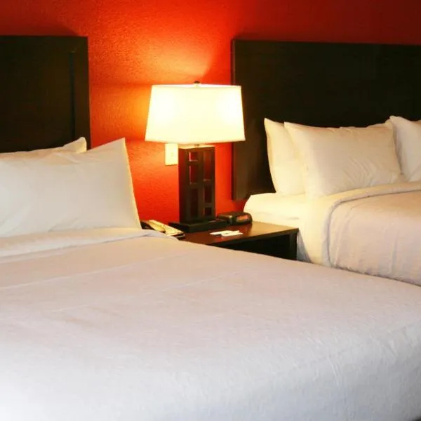 Holiday Inn Guin, an IHG Hotel: Yampertown şehrinde bir otel