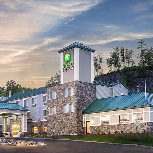 Holiday Inn Express Houghton-Keweenaw by IHG, hotel v destinaci Houghton