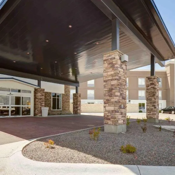 Holiday Inn Express & Suites North Platte, an IHG Hotel、ノース・プラットのホテル