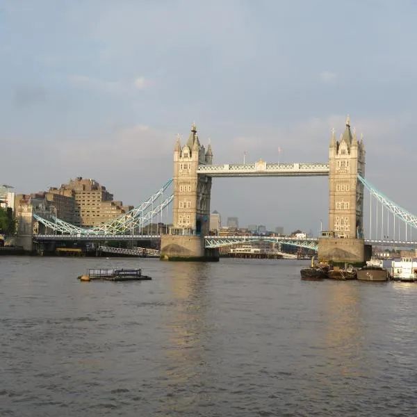 Holiday Inn Express Royal Docks by IHG, hotel em Londres