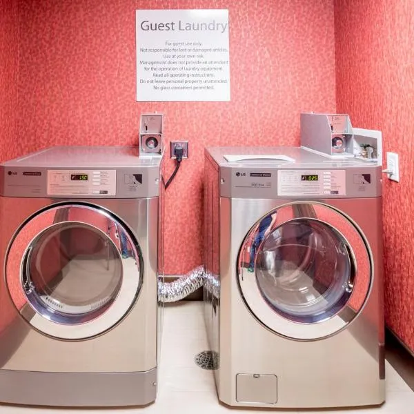 Holiday Inn Express Wichita South by IHG โรงแรมในวิชิต้า