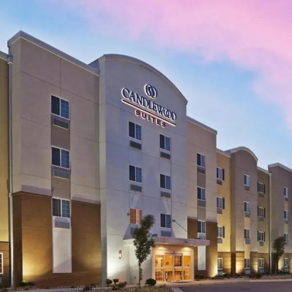 Candlewood Suites Midland, an IHG Hotel、ミッドランドのホテル