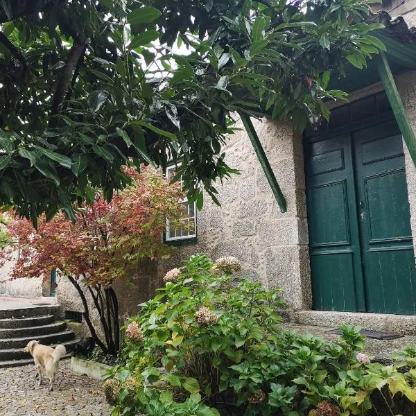 Refúgio de Calheiros, hotel v destinaci Covilhã