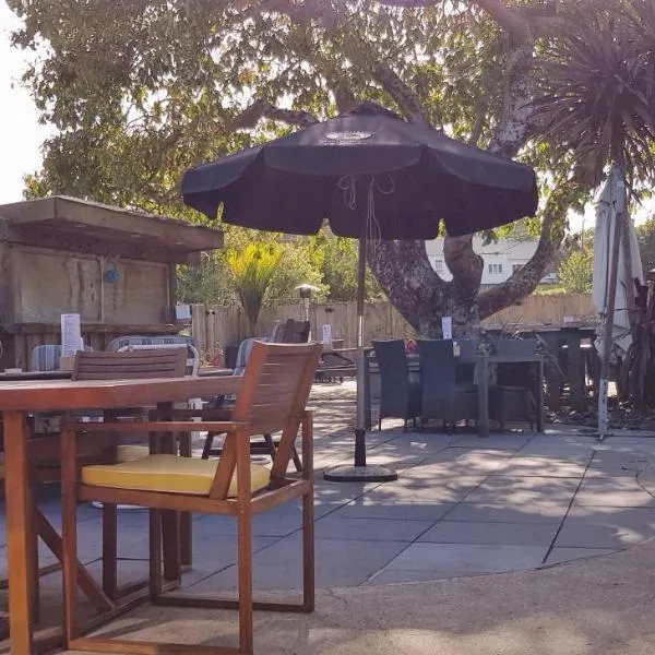 Talisman Hotel & Restaurant, hotel v destinaci Katikati