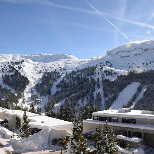 SKI DORIS 310 Flaine Forêt, hotel u gradu Flen