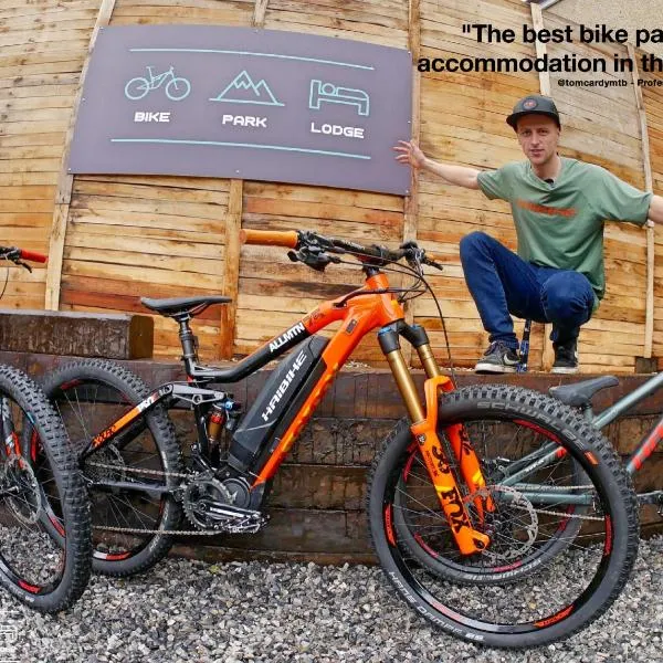 Bike Park Lodge, hotel en Merthyr Tydfil