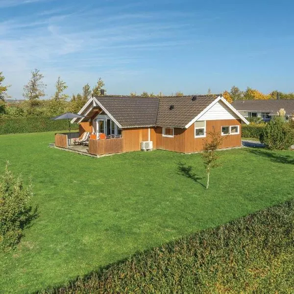Viesnīca Three-Bedroom Holiday Home In Sydals pilsētā Skovbyballe