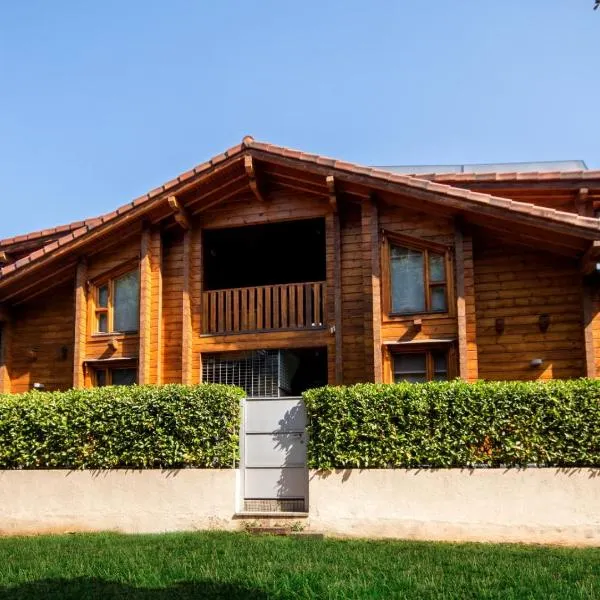 Hotel Somlom - ECO Friendly Montseny, hotel Sant Esteve de Palautorderában