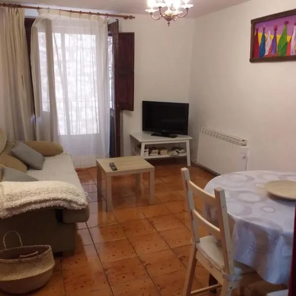 Apartamento Tras Catedral, ξενοδοχείο σε Τερουέλ