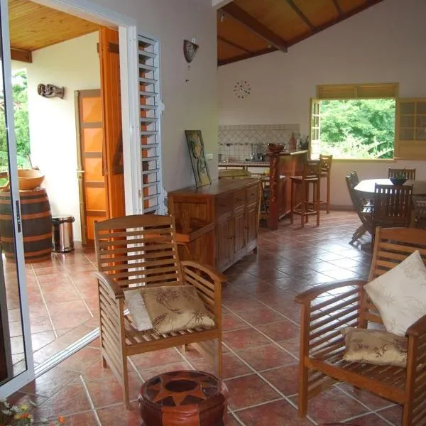 RESIDENCE LA TAUPINE MANDARINE, hotel in Le Diamant