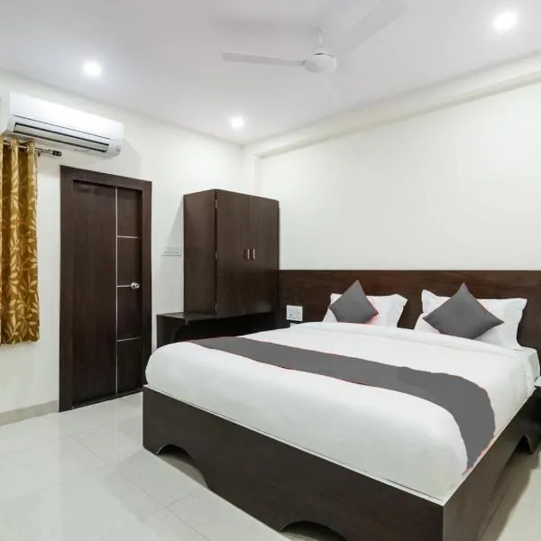 Sri Raghavendra Inn, hotel di Dondaparti