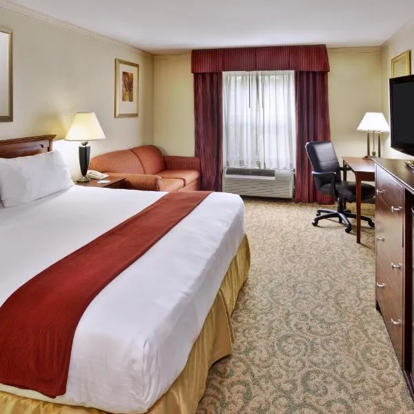 Holiday Inn Express Breaux Bridge, an IHG Hotel, hotel en Henderson