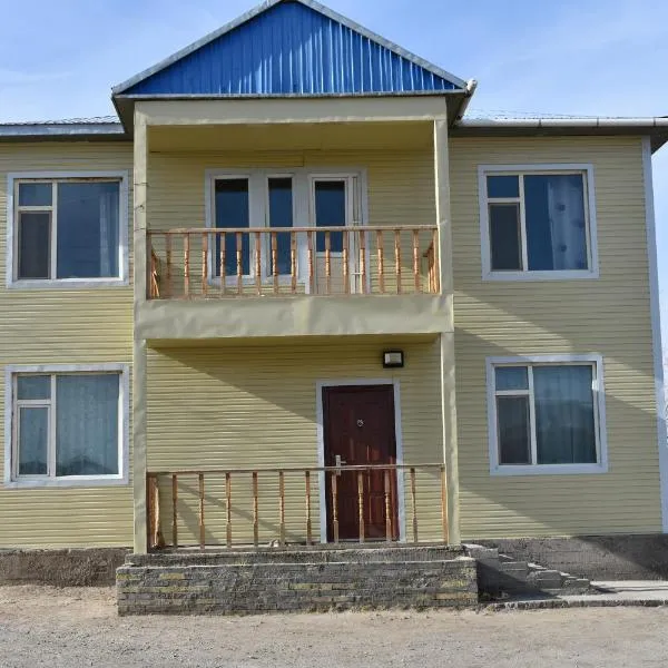 BULBUL JAMAK TRAVEL hostel, hotel ve městě Ölgij