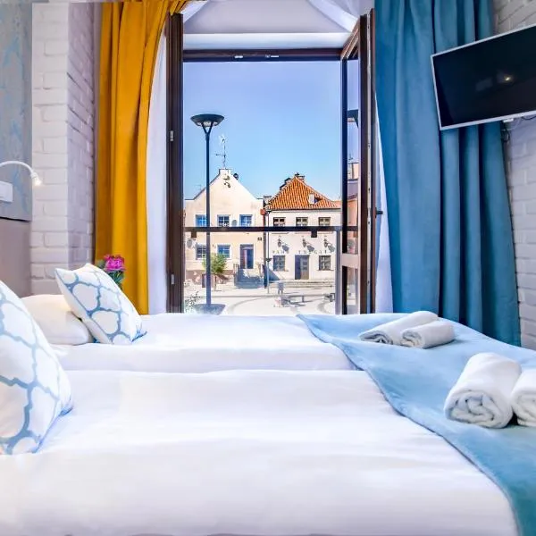Pod Wzgórzem Bed & Breakfast: Braniewo şehrinde bir otel