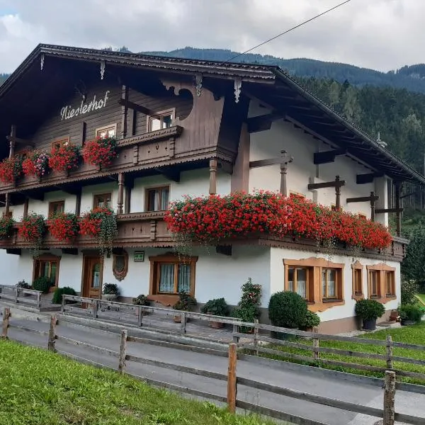 Nieslerhof, Hotel in Mayrhofen