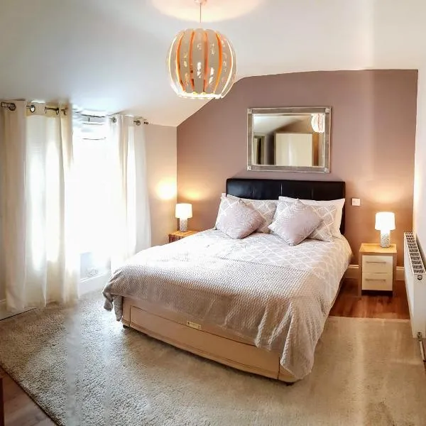 Cottage Grove Homestay rooms, hotel v destinaci Portsmouth