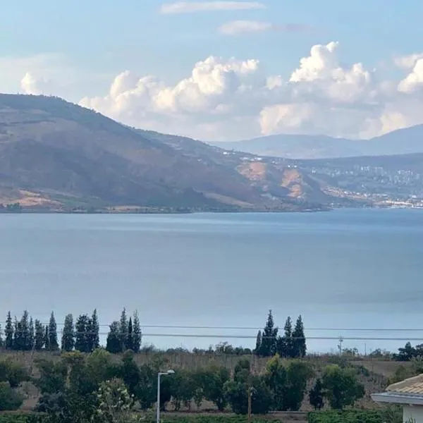 Me & U My Zimmer In The Kinneret, hotel v destinaci Tel Kazir