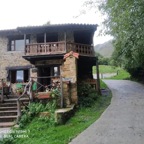 Albergue De Soba, hotel en Regules