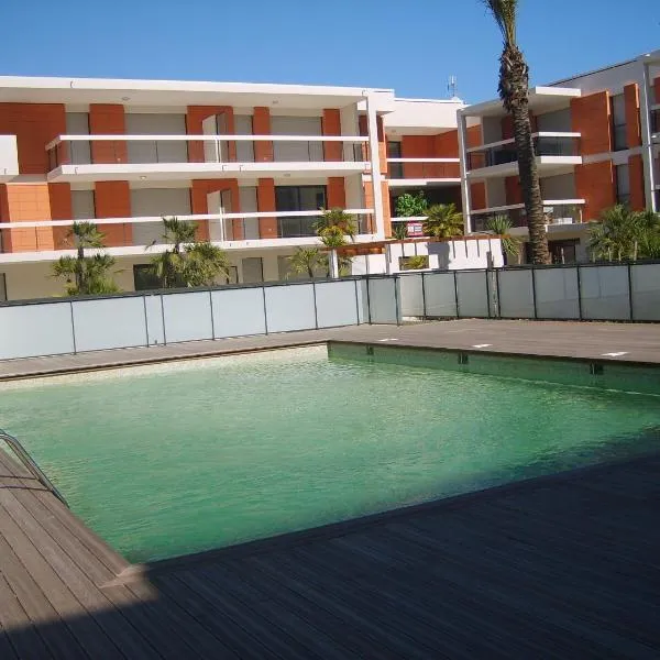 Appartement Villeneuve Loubet, отель в Вильнёв-Лубе