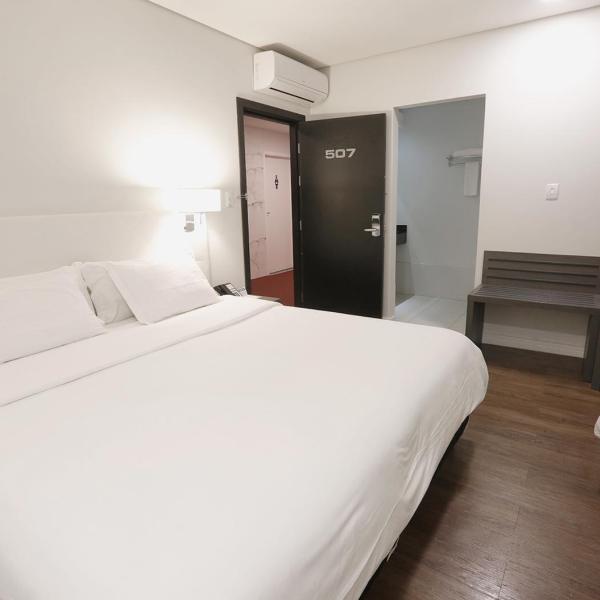 Fratele Business Hotel - Foto 2