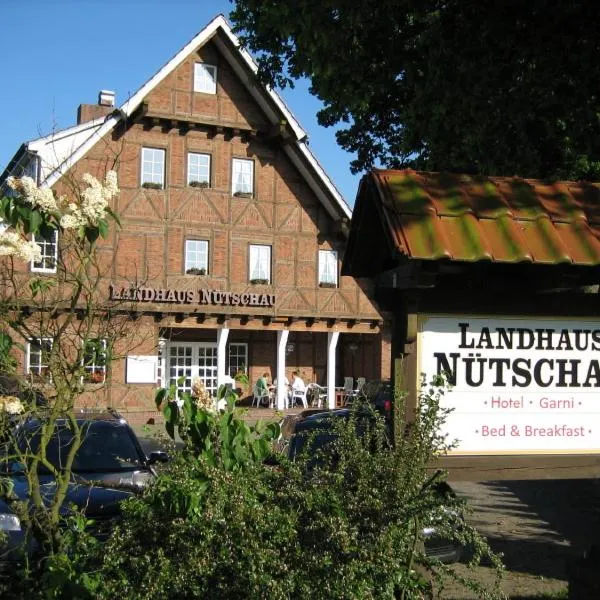 Landhaus Nütschau, מלון בבאד אולדסלאו