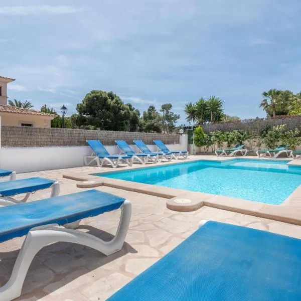 Apartamentos Karin 1ºa, hotel a Cala d'Or