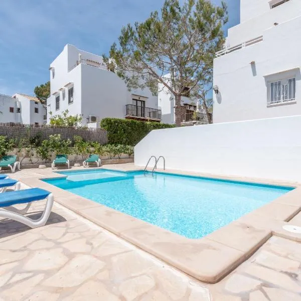 Apartamentos Karin 1ºc: Cala D´Or'da bir otel