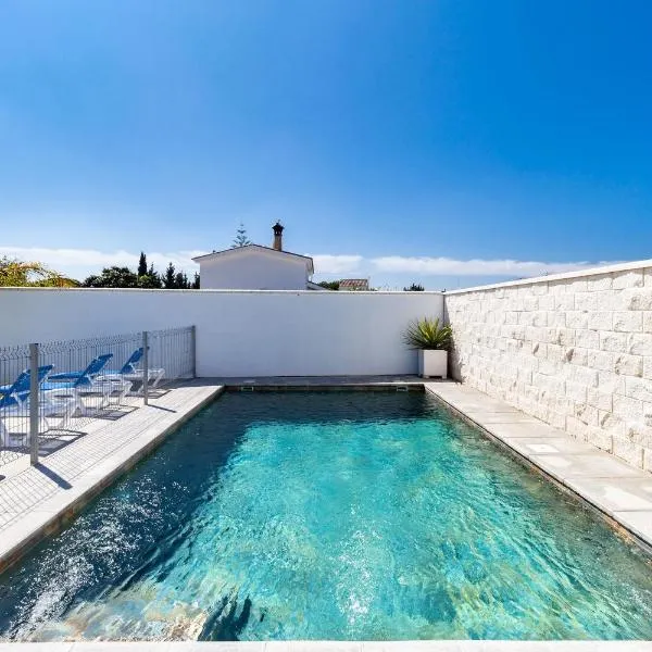 Villa Los Olivares, Hotel in Roche