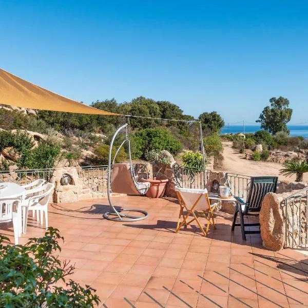 Sun House Appartamento Vista Mare, hotel v destinaci Cannigione