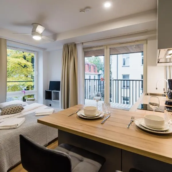 Thomas' Home - Trendy, Central & Balcony, hotel v Tallinnu